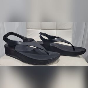Fitflop Real Leather Sandals in Black